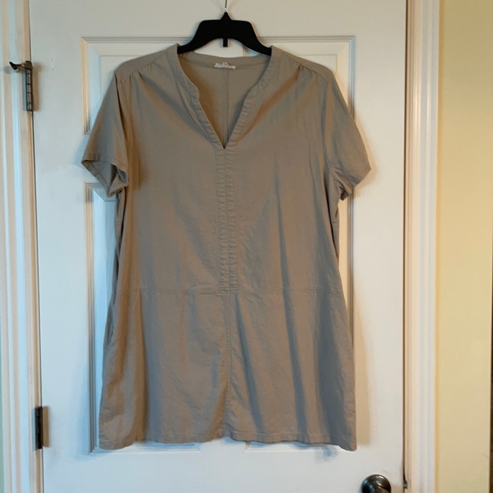 Taupe Cotton Short Sleeved V-Neck Tunic